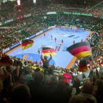 Emotionen pur und euphorische Begeisterung lassen Handballspiele im GERRY WEBER STADION in HalleWestfalen zu einem faszinierenden Erlebnis für jeden Besucher werden. Daher wird auch das Europameisterschafts-Qualifikationspiel zwischen Deutschland und Island am 12. oder 13. März in der Haller Eventarena für spannende und dramatische Sportunterhaltung sorgen. © GERRY WEBER WORLD (HalleWestfalen)