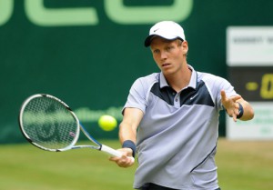 Der 25-jährige Tennisstar Tomas Berdych, aktueller Weltranglisten-Sechster, qualifizierte sich erstmals für das Saisonfinale in London. Am Rande dieses Turniers hat der Tscheche gegenüber Turnierdirektor Ralf Weber die Zusage für die GERRY WEBER OPEN 2011 in HalleWestfalen gegeben. © GERRY WEBER OPEN (HalleWestfalen)