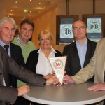 Der westfälische Tennis-Verband (WTV) war bei der 62. Mitgliederversammlung des Deutschen Tennis Bundes in Frankfurt am Main mit (von links): Andreas Plath (Geschäftsführer), Robert Hampe (Präsident), Elmar Schlüter (Vizepräsident / Salzkotten), Gerti Straub (Vizepräsidentin Jugendsport / Oer-Erkenschwick), Arnd Grotjohann (designierter Vizepräsident Sport / Soest) und Rolf Hüttermann (Vizepräsident Finanzen (Bielefeld). © pr-büro sport presse (HalleWestfalen)