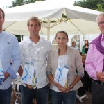 (Ehrung Mannschaftsführer) Der Tennisclub Blau-Weiss Halle ehrte auf dem Sommerfest seine erfolgreichen Mannschaften und stellvertretend wurde die Spielführer (von links) Andreas Neumann (2. Herren 30), Christopher Koderisch (2. Herren), Dessi Topalova (1. Damen) und Jochen Tappmeier (Herren 70) mit Präsente bedacht. © Blau-Weiss Halle