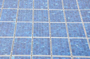 Eine Photovoltaikanlage ist eine technische Anlage zur Umwandlung von Sonnenenergie in elektrische Energie.