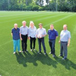 Letzte Arbeitsphase am neuen Kunstrasen im Stadion des TuS Solbad hat begonnen