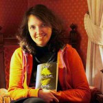 Daniela Ohms publiziert unter Pseudonym Fantasyromane für Erwachsene